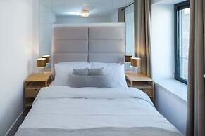 Castle Street Apartment