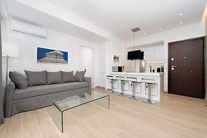 Central Athens Retreat-Stylish Apartment