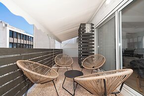 Central Athens Retreat-Stylish Apartment