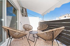 Central Athens Retreat-Stylish Apartment