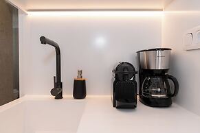 Central Athens Retreat-Stylish Apartment