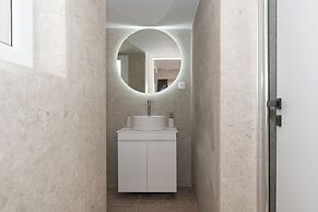 Central Athens Retreat-Stylish Apartment