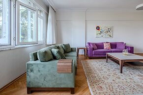 Flat With Balcony 4 min to Akmerkez Mall in Etiler