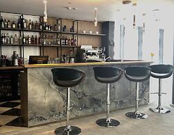 Blue Star Luxury Hotel