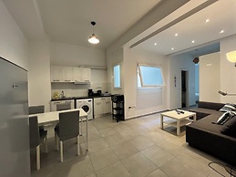 Chic Studio in the Heart of the City