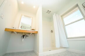 Hampton Bays Hotel on Main