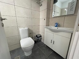 Vibrant Omonia Oasis, Modern Apartment in the Heart of Athens