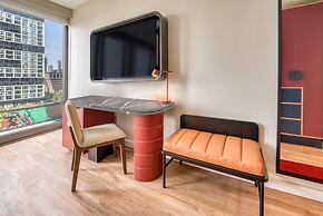 TOOR Hotel Toronto, part of JdV by Hyatt