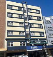 BAYSIDE SUITES HOTEL