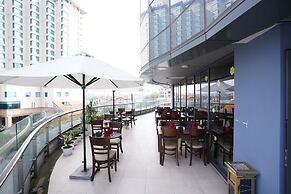 Netland Westlake Legacy Suites