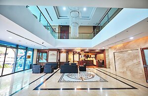 Netland Westlake Legacy Suites