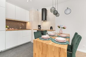 Letnicka Apartment Gdańsk by Renters