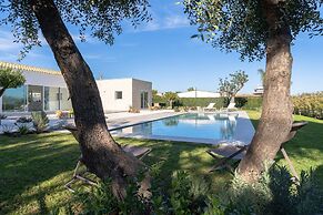 Villa Ophelia Stunning Pool