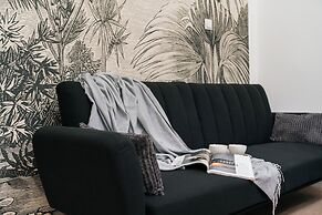 Dragonfly Old Town Apartment - LoftAffair