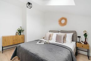 Dragonfly Old Town Apartment - LoftAffair