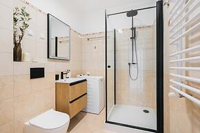 Dragonfly Old Town Apartment - LoftAffair