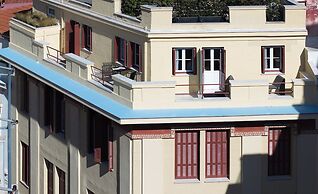 Vrachos Athens Suites