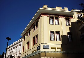 Vrachos Athens Suites