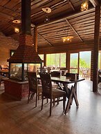 ÇAMPINARI DOĞA EVLERİ & RESTAURANT