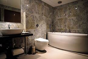 Goroomgo Swarna Digha