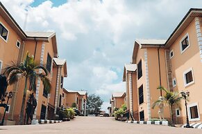 Aaron's Place Luxury Apartments & Rooms