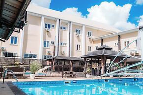 Aaron's Place Luxury Apartments & Rooms