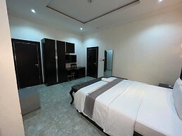 Aaron's Place Luxury Apartments & Rooms