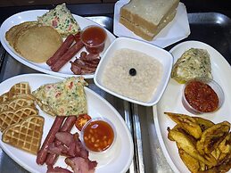 Aaron's Place Luxury Apartments & Rooms