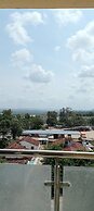 Lux Suites Moonlight Luxury Apartments