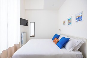 Quartieri Spagnoli Housing