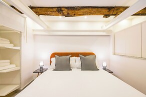 Quartieri Spagnoli Housing