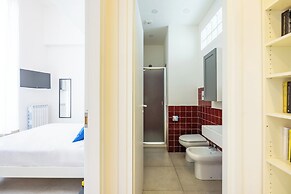 Quartieri Spagnoli Housing