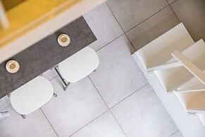 Quartieri Spagnoli Housing