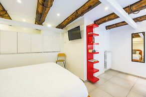 Quartieri Spagnoli Housing