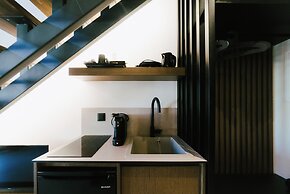 LAN-GO LUXURY LIVING