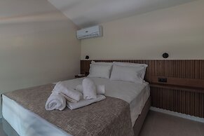 LAN-GO LUXURY LIVING