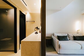 LAN-GO LUXURY LIVING