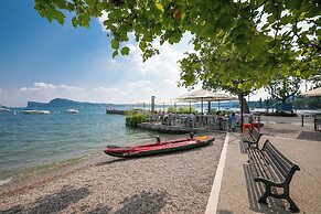 Ulivi House Private Pool & Lake View