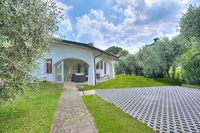 Ulivi House Private Pool & Lake View