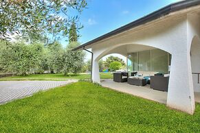 Ulivi House Private Pool & Lake View