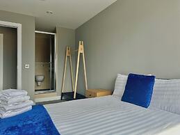 City Centre Albert Dock & Arena Apts