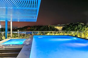 Lux Retreat - Waterfront Gym Prime Location