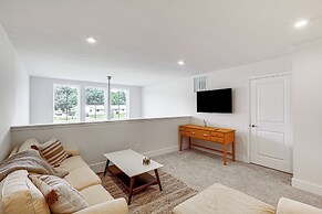 5 Mi to Bethany Beach: Retreat w/ Pool Access