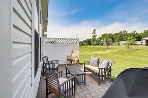 5 Mi to Bethany Beach: Retreat w/ Pool Access
