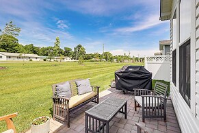 5 Mi to Bethany Beach: Retreat w/ Pool Access