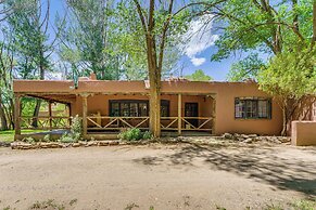 Mid-century Modern Taos Home w/ Hot Tub & Fire Pit