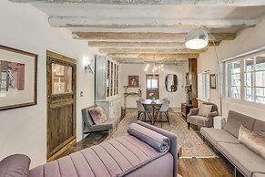 Mid-century Modern Taos Home w/ Hot Tub & Fire Pit