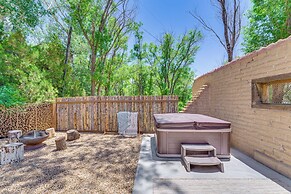 Mid-century Modern Taos Home w/ Hot Tub & Fire Pit
