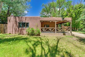 Mid-century Modern Taos Home w/ Hot Tub & Fire Pit