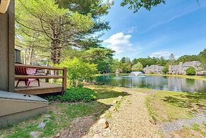 Pool & Marina Access: Condo w/ Deck in Jim Thorpe